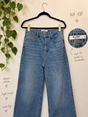 NA-KD Light Wash High Rise Wide Leg Jeans Size 38 NWT